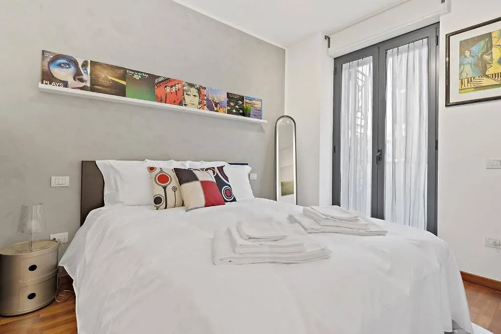 Milano-M1 Rock House Apartment