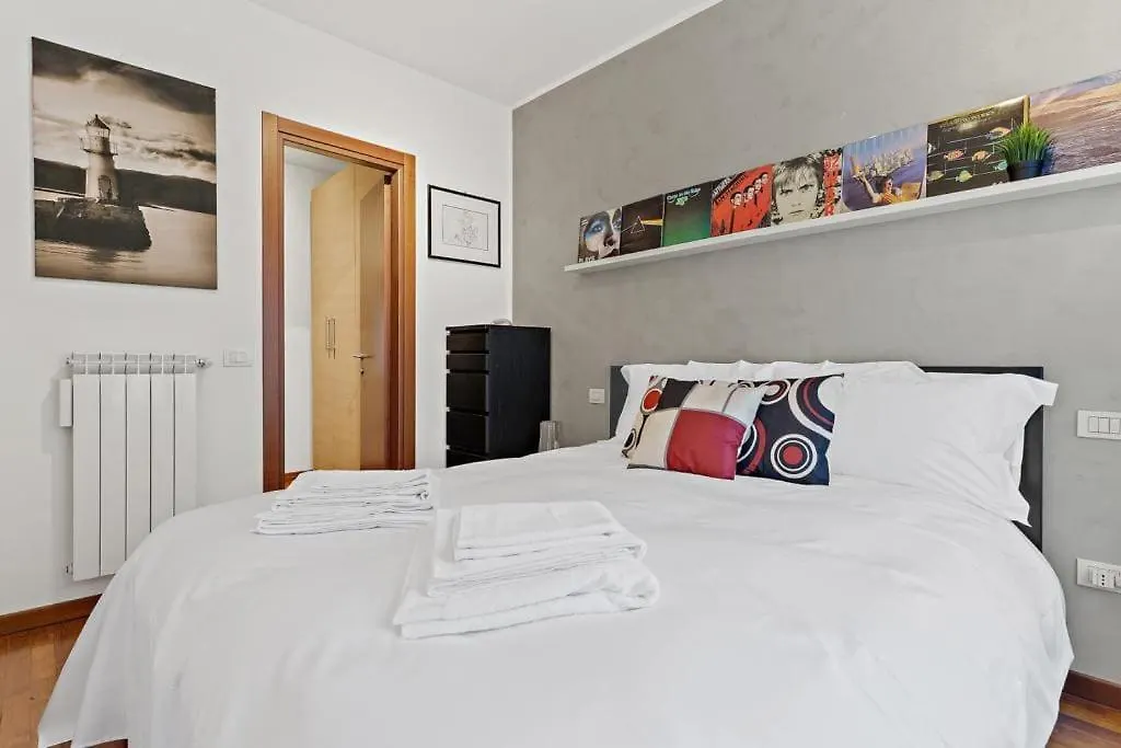 Milano-M1 Rock House Apartment